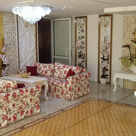 In Sweet Homes 3 Apartment *